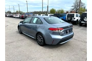 $17980 : 2021 Corolla LE CVT (Natl) thumbnail