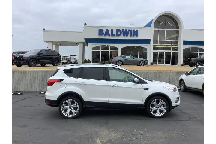 $14950 : Ford Escape 2019 AWD Titaniu image 8