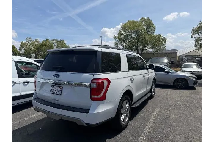 $28000 : Ford Expedition 2019 4x2 XLT image 4