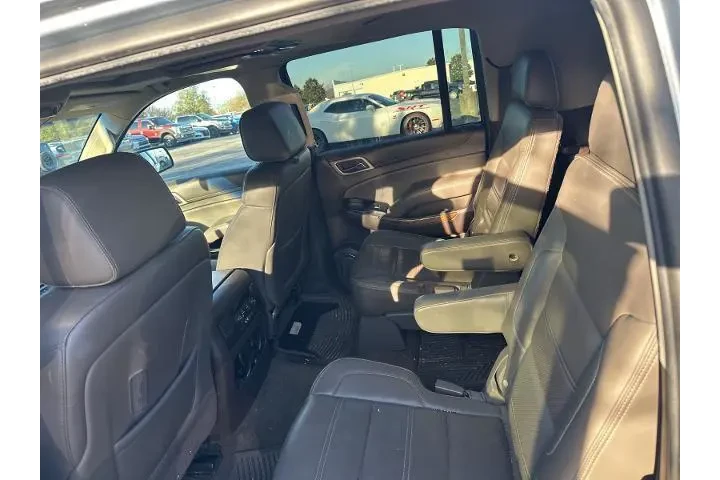 $16942 : GMC Yukon XL 2016 4x4 Denali image 8