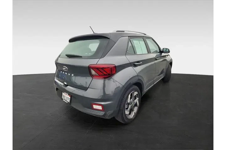 $20995 : Hyundai VENUE 2025 Limited 4 image 4