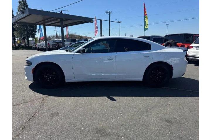 $10498 : 2016 Charger SXT image 10