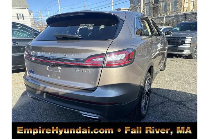 $26690 : Lincoln Nautilus 2020 AWD Re image 8