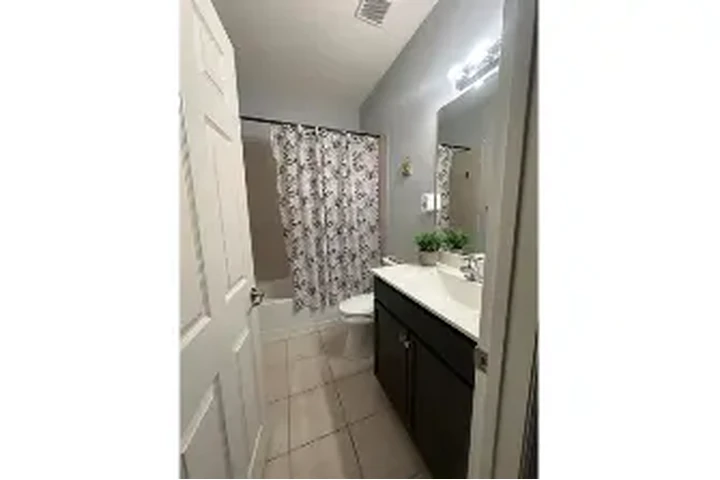 $900 : Rento habitación image 2