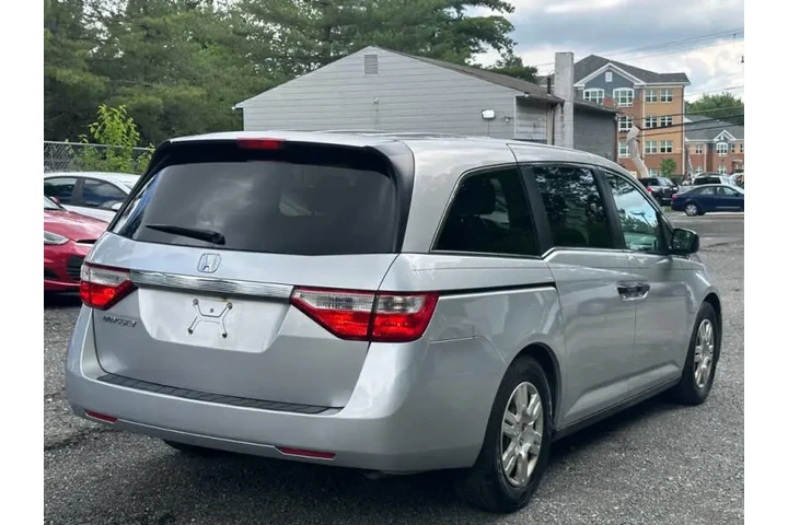 $8990 : 2011 Odyssey LX image 8