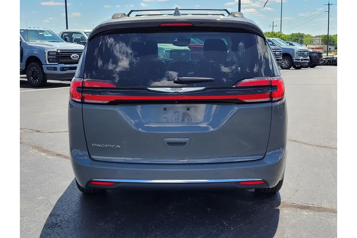 $21940 : Chrysler Pacifica 2022 Touri image 5