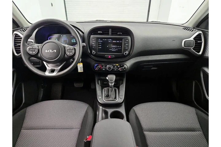 $21998 : Kia Soul 2025 LX 4dr Crossov image 9
