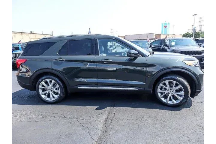 $37875 : Ford Explorer 2022 Platinum image 9
