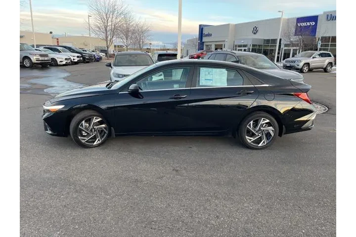 $21590 : Hyundai ELANTRA 2024 SEL 4dr image 2