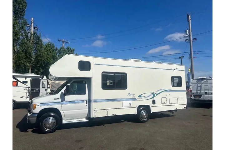 $22900 : 1999 Shasta RV Spirit 240 image 3