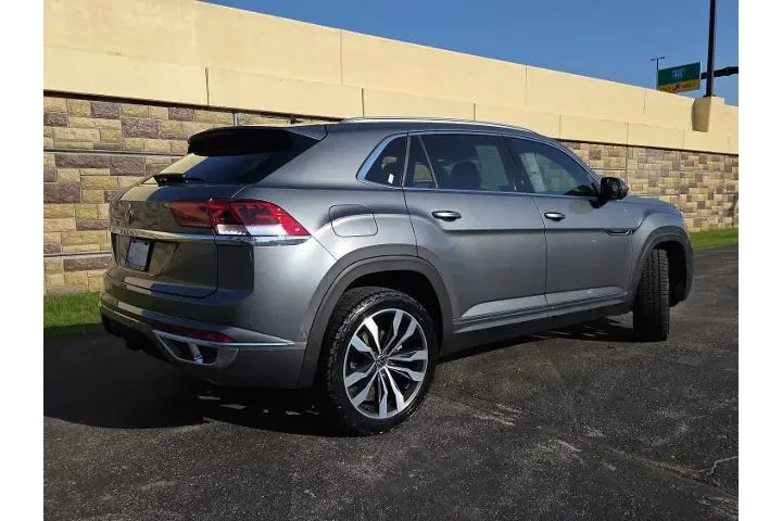 $25801 : Volkswagen Atlas Cross Sport image 7