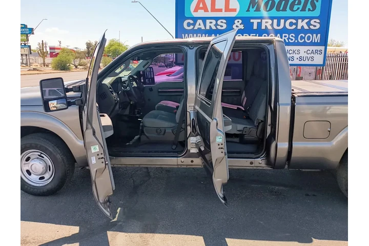 $17995 : 2012 FORD F250 SUPER DUTY CRE image 3