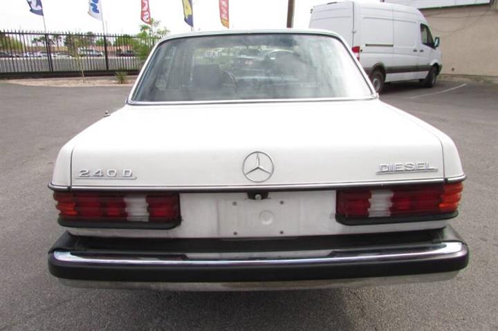 $8995 : 1981 Mercedes-Benz 240-Class image 6