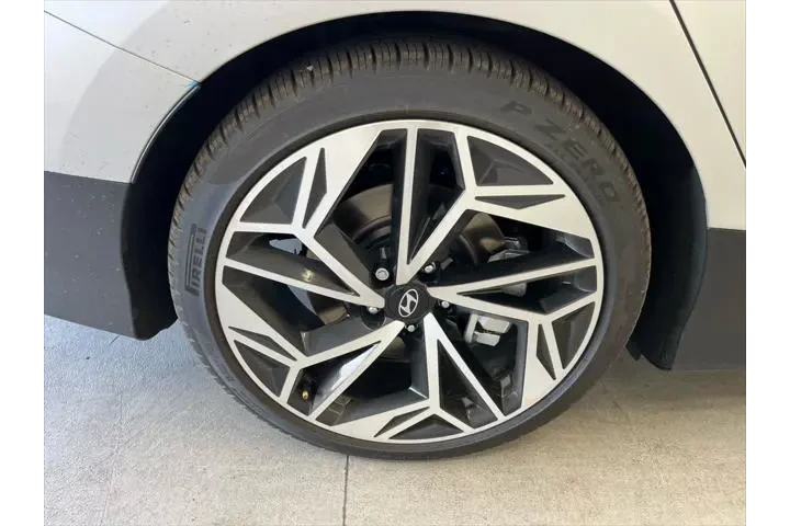 $36990 : Hyundai IONIQ 6 2025 AWD SEL image 9