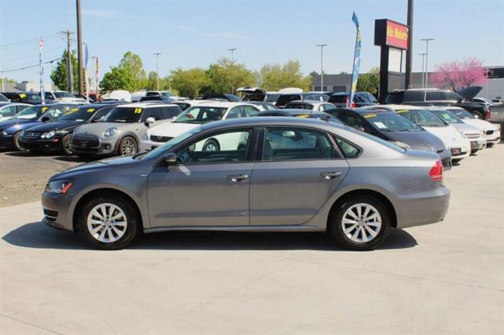 $8975 : 2014 Passat 1.8T Wolfsburg Ed image 9