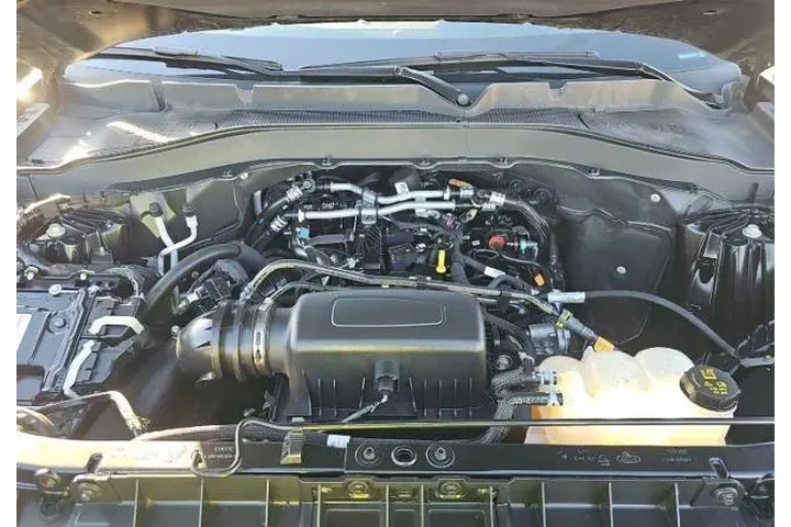 $26400 : Ford Explorer 2022 XLT 4dr S image 4