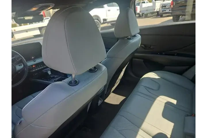 $22000 : Hyundai ELANTRA Hybrid 2024 image 9