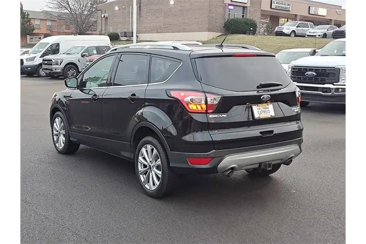 $8985 : Ford Escape 2017 Titanium 4d image 3