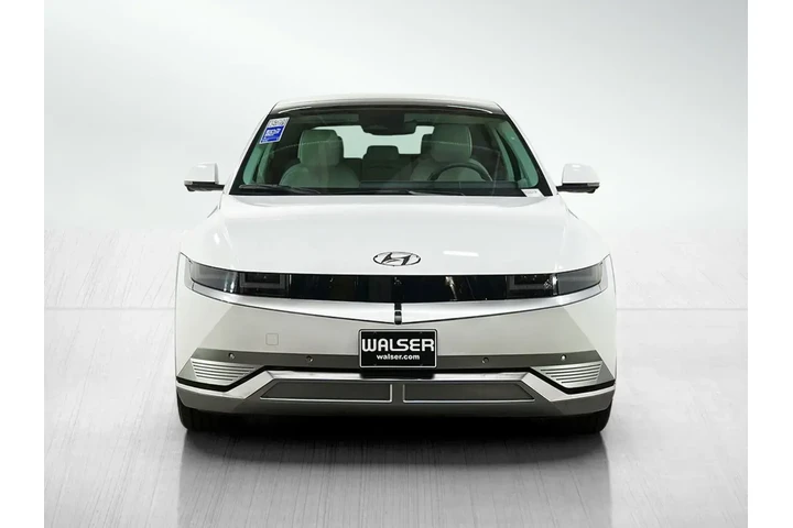 $34998 : Hyundai IONIQ 5 2024 AWD Dis image 8