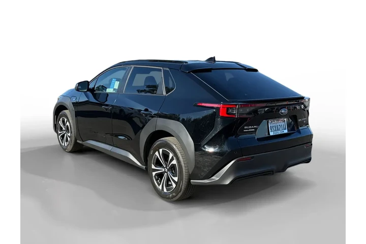 $27203 : Subaru Solterra 2025 AWD Pre image 3