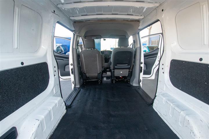 2017 NV200 Compact Cargo S image 6