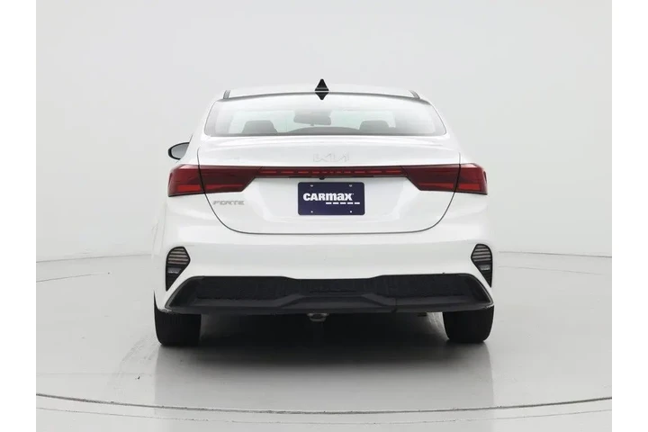 $15998 : Kia Forte 2023 LXS 4dr Sedan image 6