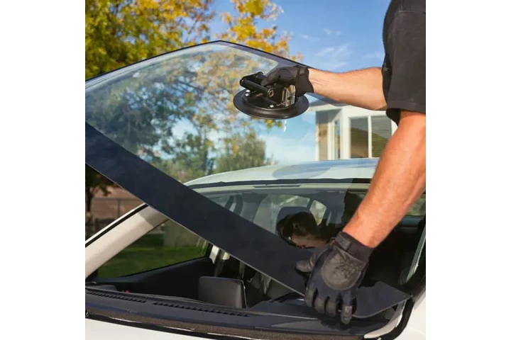 $1 : DIEGO AUTO GLASS SERVICE image 1