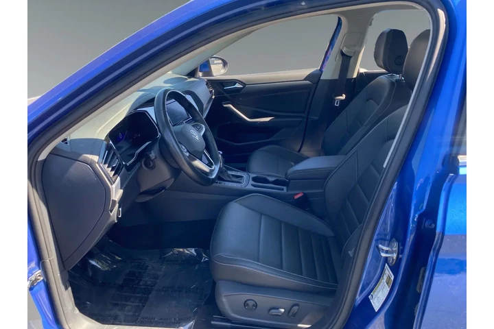 $25271 : Volkswagen Jetta 2024 SE 4dr image 9