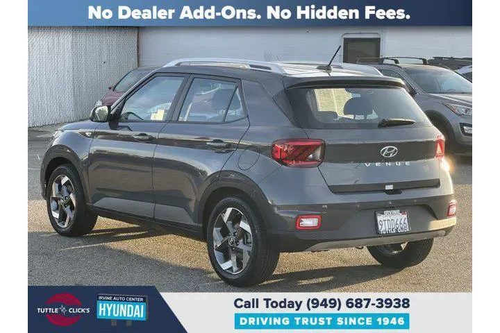 $19988 : Hyundai VENUE 2025 SEL 4dr C image 4