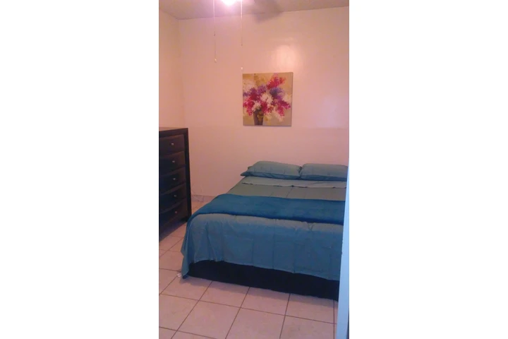 $700 : Habitación para alquiler image 1