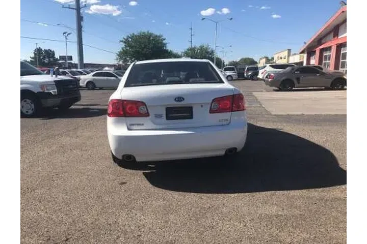 2008 Optima LX image 7