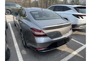 $27989 : Genesis G70 2023 2.0T 4dr Se thumbnail
