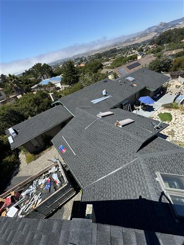 Pedro’s roofing image 1