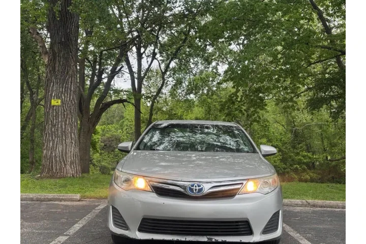 $7999 : 2014 Camry Hybrid LE image 4