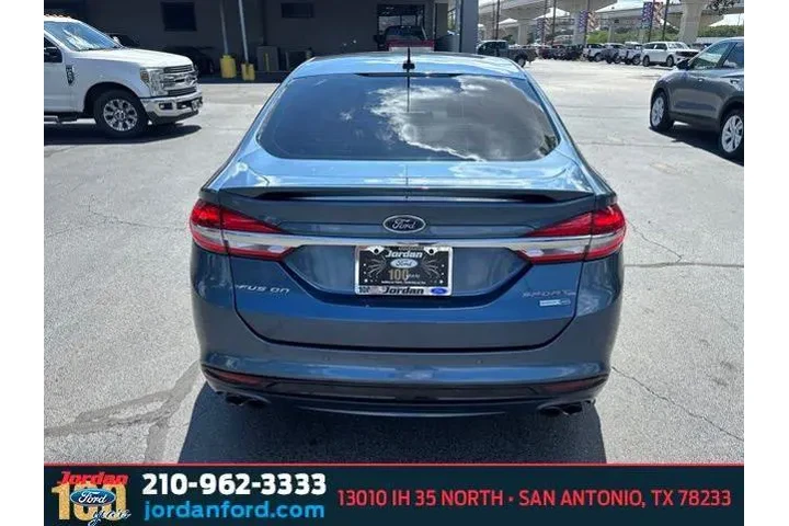 $13207 : Ford Fusion 2018 AWD V6 Spor image 5
