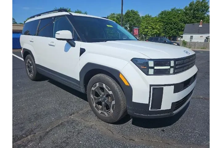 $29900 : Hyundai SANTA FE 2025 SEL 4d image 2