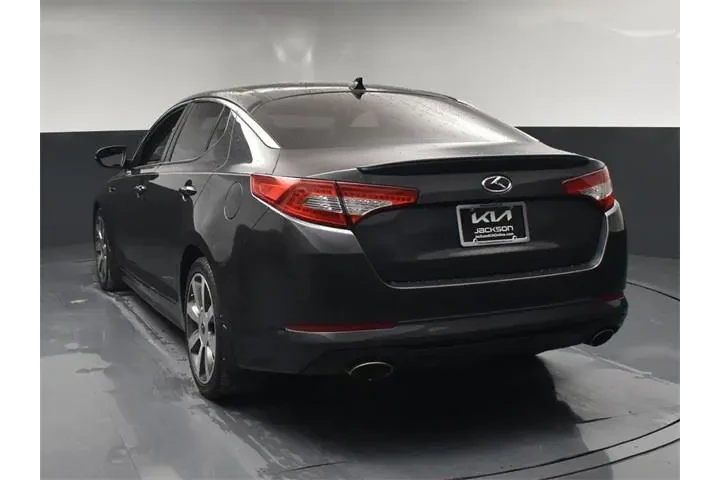 $7687 : Kia Optima 2011 SX Turbo 4dr image 6