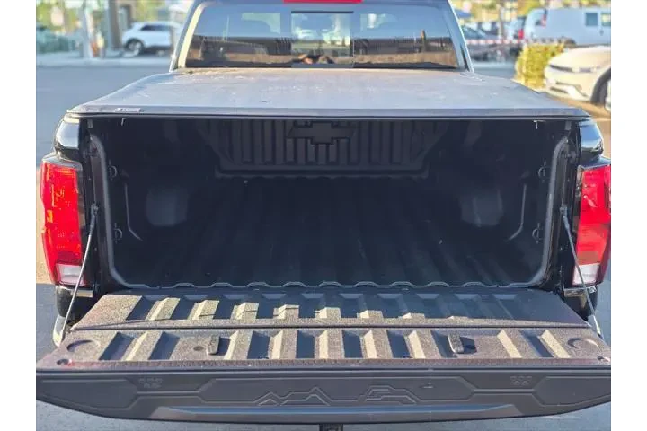 $33995 : Chevrolet Colorado 2025 4x2 image 10