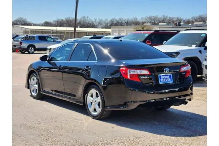 $12900 : Toyota Camry 2014 SE 4dr Sed image 6