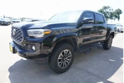 $28988 : Toyota Tacoma 2023 4x2 TRD O thumbnail