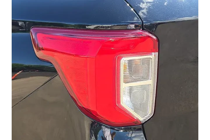 $33798 : Ford Explorer 2022 AWD XLT 4 image 10