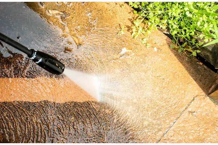 pressure washing image 2