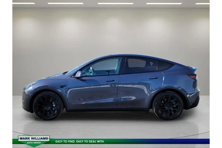 $23265 : Tesla Model Y 2020 AWD Long image 7