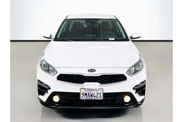 $12840 : Kia Forte 2020 FE 4dr Sedan image 2