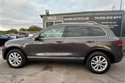 $7850 : 2013 Touareg VR6 Sport thumbnail