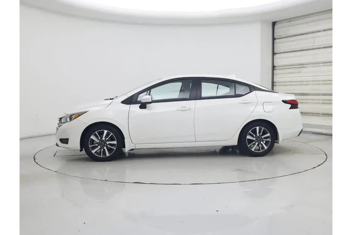 $17998 : Nissan Versa 2024 SV 4dr Sed image 3