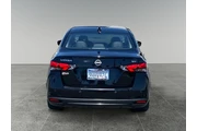 $22342 : Nissan Versa 2023 SV 4dr Sed thumbnail