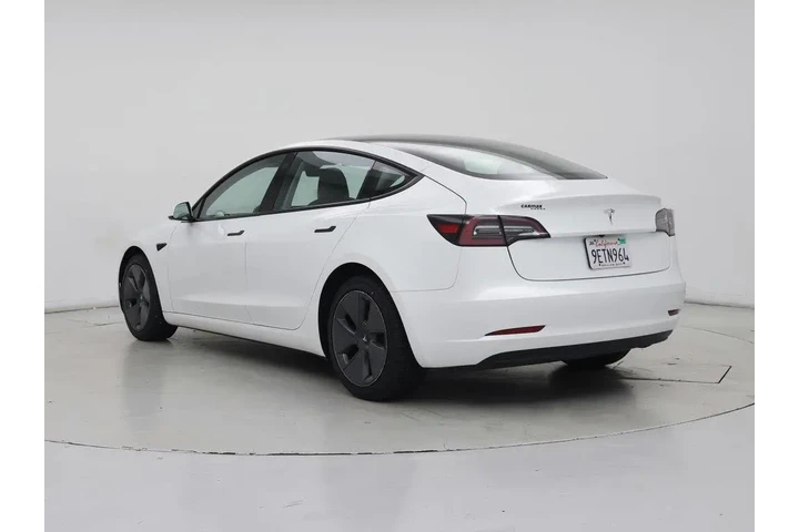 $26998 : Tesla Model 3 2023 4dr Sedan image 2