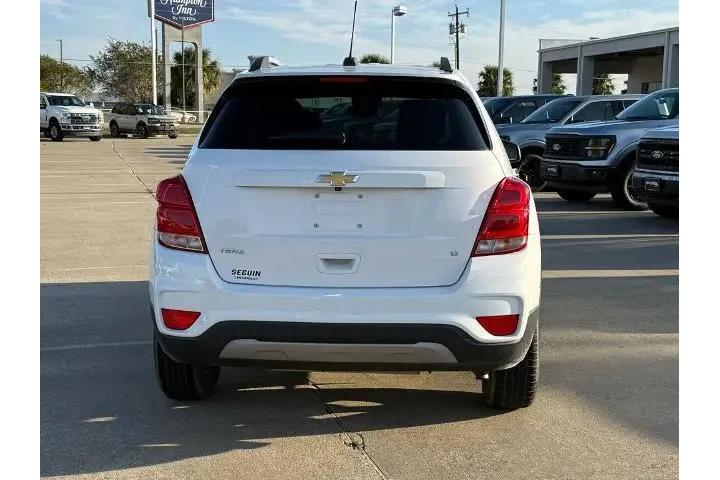 $13731 : Chevrolet Trax 2020 LT 4dr C image 6