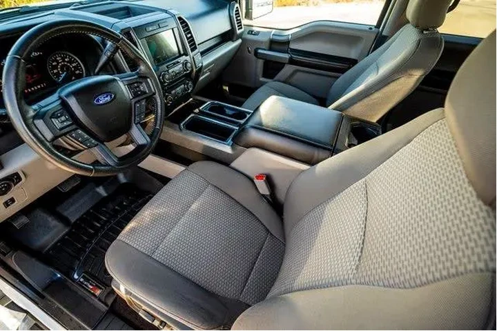 $21666 : Ford F-150 2017 4x2 XLT 4dr image 6